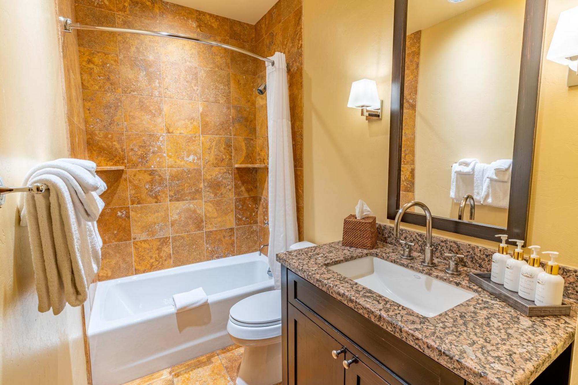Snow King Resort Luxury Condominiums Джексон Экстерьер фото